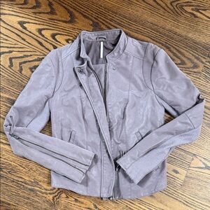 Free People gray/purple/mauve sz 4 faux leather moto Jacket COOL